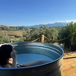Glamping Uma Casanatura Luxury tent Cellino Attanasio