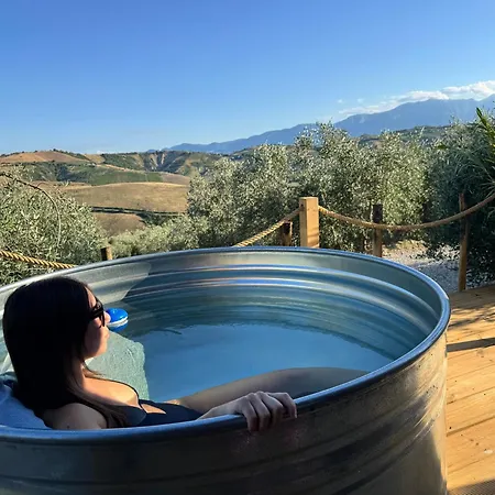 Glamping Uma Casanatura 豪华帐篷