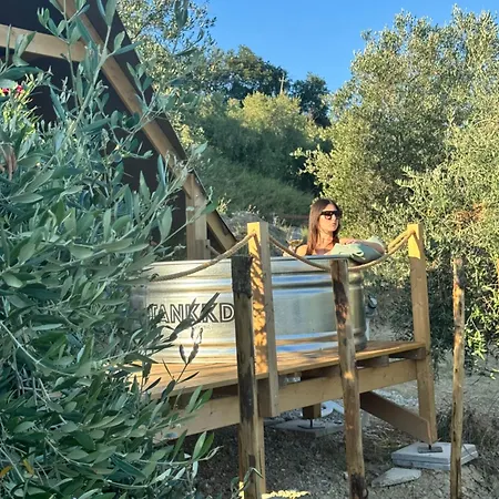 Роскошный шатер Glamping Uma Casanatura Cellino Attanasio