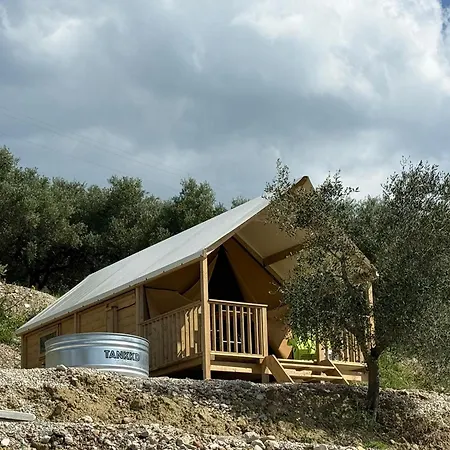Luxury tent Glamping Uma Casanatura