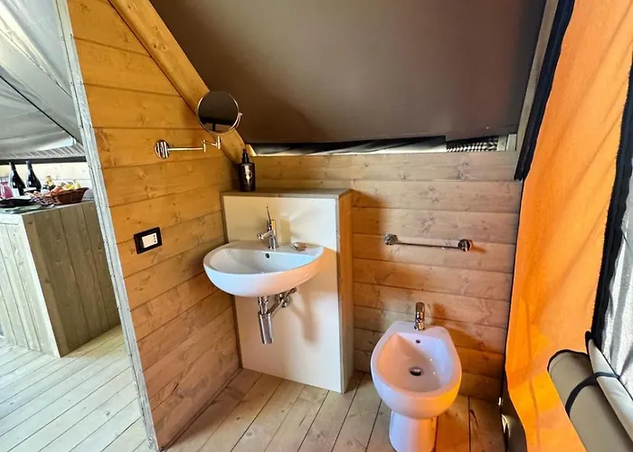 Glamping Uma Casanatura Luxury tent *